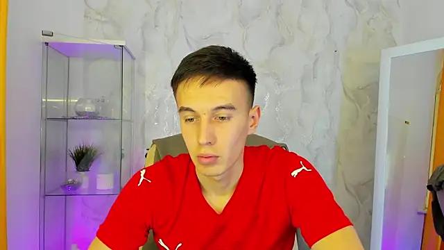 Snapshot of MarkKullen chatting on November 2025 01:24:01 PM MarkKullen online show from November 2025 01:24:01 PM