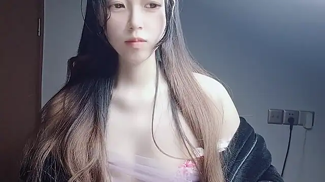 JuliaNoir online show from January 2026 02:52:02 PM