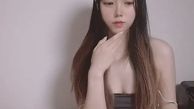 JuliaNoir online show from January 2026 03:28:02 PM