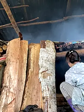 Snapshot of bardamtw chatting on October 2025 03:07:02 AM bardamtw online show from October 2025 03:07:02 AM