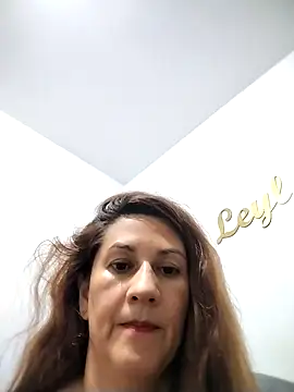 Snapshot of Suki_Pink chatting on October 2025 10:21:01 PM Suki Pink online show from October 2025 10:21:01 PM