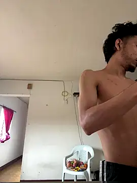 starboy2812 online show from December 2025 09:31:02 PM