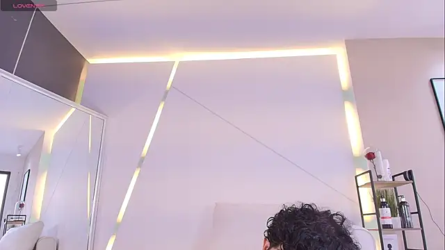 Snapshot of DamianVice chatting on November 2025 02:15:01 PM DamianVice online show from November 2025 02:15:01 PM