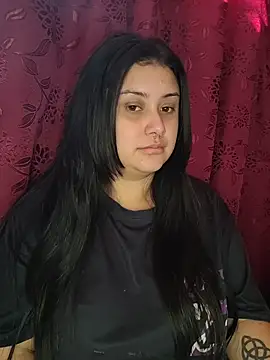 CurvyNoir online show from December 2025 04:23:02 PM