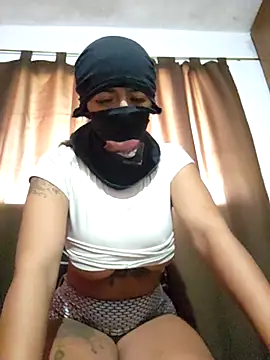 Zulema cba online show from November 2025 07:46:02 PM