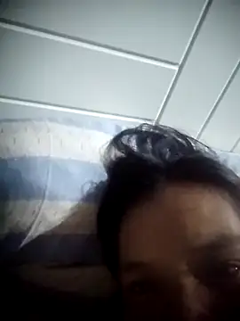 Snapshot of _simplecristy_ chatting on October 2025 07:04:02 PM  simplecristy  online show from October 2025 07:04:02 PM