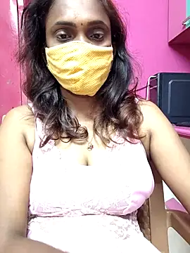 Queen-dhivya online show from April 2026 02:47:01 AM