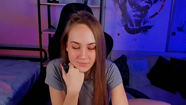 Snapshot of ElinVale chatting on November 2025 11:31:02 AM ElinVale online show from November 2025 11:31:02 AM