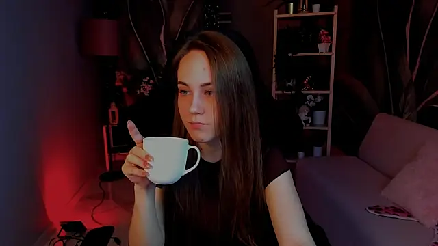 ElinVale online show from November 2025 09:09:02 AM