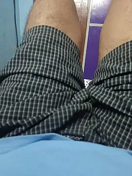 bearslove143 online show from November 2025 03:49:02 AM