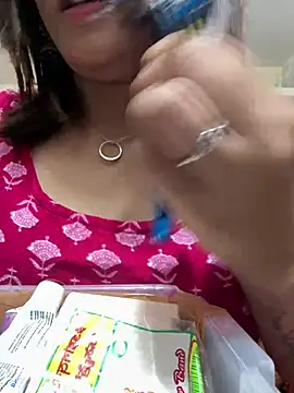 maira 33 online show from August 2026 05:09:02 AM
