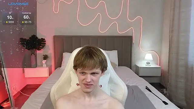 Fakeangel87 online show from November 2025 04:35:01 AM