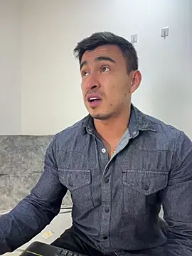 Snapshot of Chris_Clarck chatting on November 2025 08:30:01 PM Chris Clarck online show from November 2025 08:30:01 PM