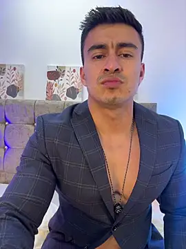 Chris Clarck online show from April 2026 07:08:02 PM