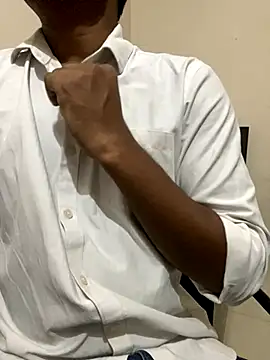 Snapshot of helicoptershow chatting on October 2025 07:37:01 PM helicoptershow online show from October 2025 07:37:01 PM