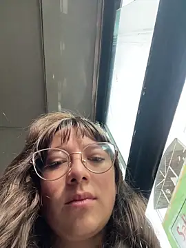 Snapshot of Engel_fiiree chatting on November 2025 11:55:02 AM Engel fiiree online show from November 2025 11:55:02 AM