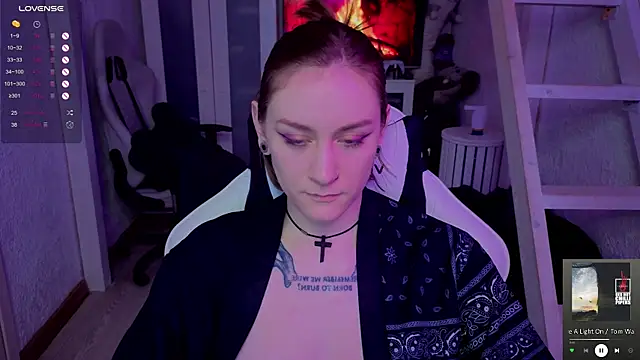 RetroMarie online show from November 2025 08:36:02 AM