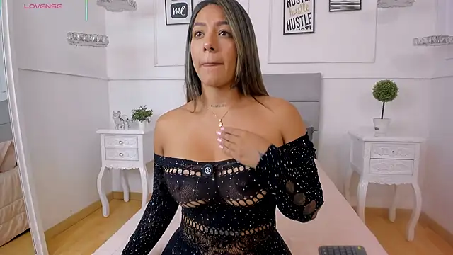  Hanna Williams  online show from January 2026 08:23:01 PM