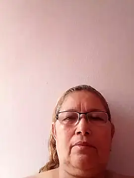 Snapshot of Cessi50 chatting on November 2025 03:11:02 PM Cessi50 online show from November 2025 03:11:02 PM