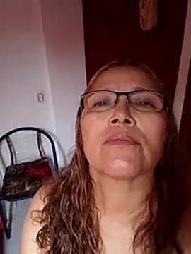 Snapshot of Cessi50 chatting on November 2025 05:20:01 PM Cessi50 online show from November 2025 05:20:01 PM