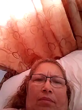 Snapshot of Cessi50 chatting on November 2025 11:38:02 AM Cessi50 online show from November 2025 11:38:02 AM