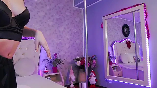 GracieCute online show from January 2025 04:12:01 AM