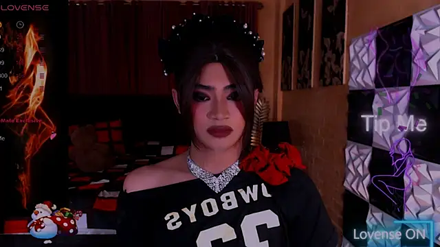 AthisaMooreTS online show from January 2026 07:24:01 AM