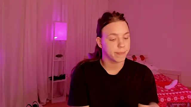 MadisonMongomeri online show from January 2026 02:05:02 AM