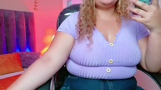 Sweet Rosee  online show from November 2025 01:44:02 PM