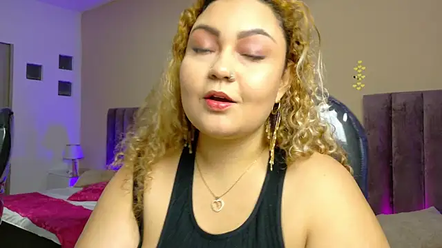 Sweet Rosee  online show from December 2025 03:57:01 AM