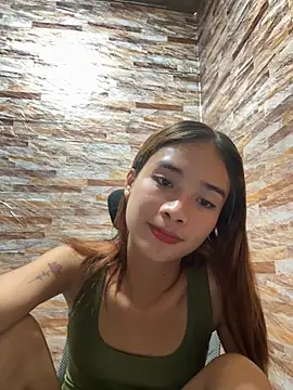 Snapshot of Kimparaka chatting on November 2025 05:31:02 AM Kimparaka online show from November 2025 05:31:02 AM