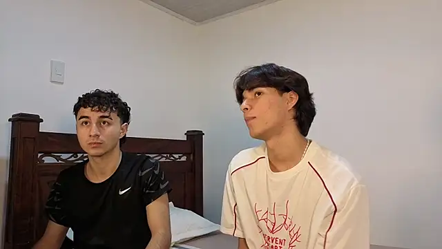 Raven Eclipse online show from November 2025 09:15:01 PM