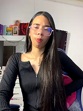 Snapshot of Milleradhara24 chatting on November 2025 06:54:01 PM Milleradhara24 online show from November 2025 06:54:01 PM