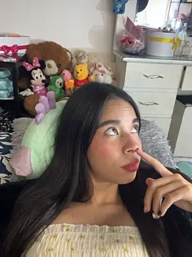 Snapshot of Milleradhara24 chatting on May 2026 03:02:01 AM Milleradhara24 online show from May 2026 03:02:01 AM