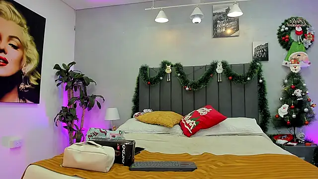 kendra london online show from December 2025 11:36:02 AM