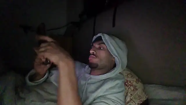 sylence777 online show from November 2025 11:03:01 PM