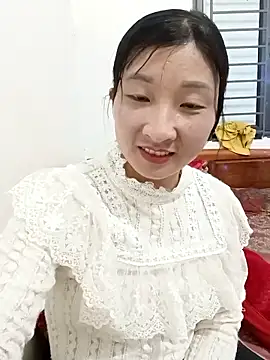 Snapshot of wees-lind chatting on January 2026 12:32:01 PM wees-lind online show from January 2026 12:32:01 PM