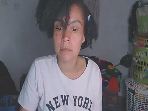 shayna cute online show from May 2026 02:29:01 AM