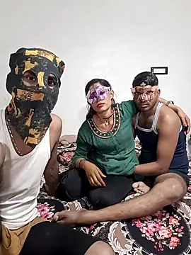 Real-Family online show from November 2025 10:05:01 AM