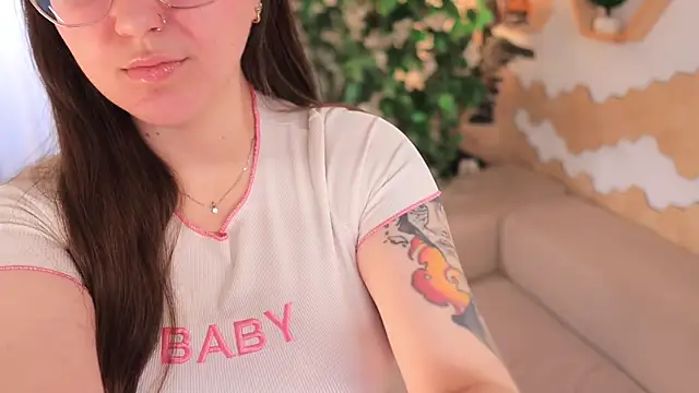 Snapshot of ryzen9800x3d chatting on November 2025 01:34:02 PM ryzen9800x3d online show from November 2025 01:34:02 PM