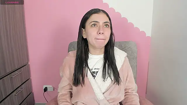 Shanell c online show from December 2025 02:13:01 PM