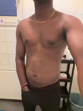 Snapshot of Unga30 chatting on November 2025 04:30:01 PM Unga30 online show from November 2025 04:30:01 PM