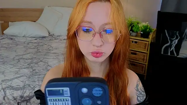 WICKEDEMBER online show from March 2026 01:54:02 AM