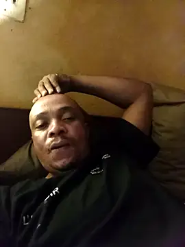 Snapshot of BBC-KING-100 chatting on February 2026 02:14:01 PM BBC-KING-100 online show from February 2026 02:14:01 PM