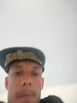 Snapshot of FLECKIN chatting on November 2025 08:48:02 AM FLECKIN online show from November 2025 08:48:02 AM