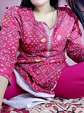 Snapshot of Saniya76 chatting on May 2026 01:51:01 PM Saniya76 online show from May 2026 01:51:01 PM