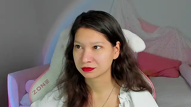 SaraDenars online show from November 2025 05:20:01 AM