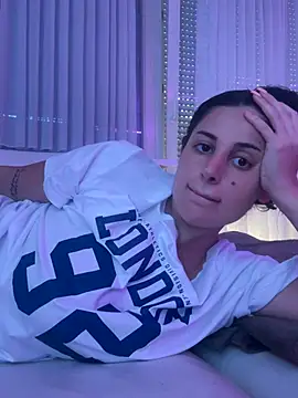 Snapshot of jojoa23 chatting on April 2026 12:00:02 PM jojoa23 online show from April 2026 12:00:02 PM
