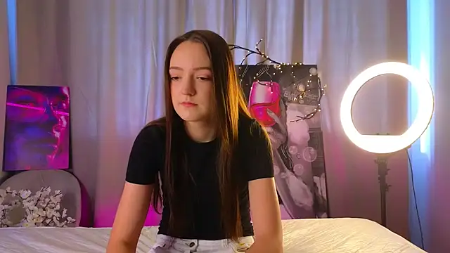 Snapshot of FrancesMason chatting on February 2026 07:42:02 AM FrancesMason online show from February 2026 07:42:02 AM