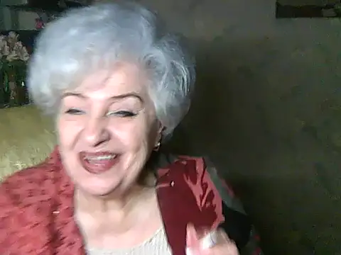 Snapshot of ValeriaKroww chatting on April 2026 04:44:01 PM ValeriaKroww online show from April 2026 04:44:01 PM